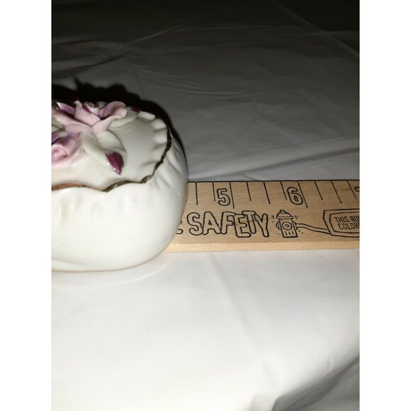 Vintage Collectible Art Deco Porcelain Baby Shoe Painted Flower and Gold Trim - Picture 7 of 8